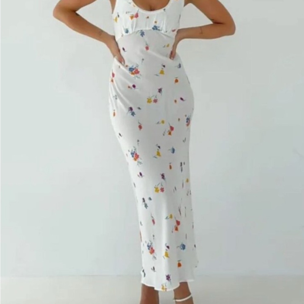 Rumored North Country Maxi Dress White colorful Floral Splash Prin